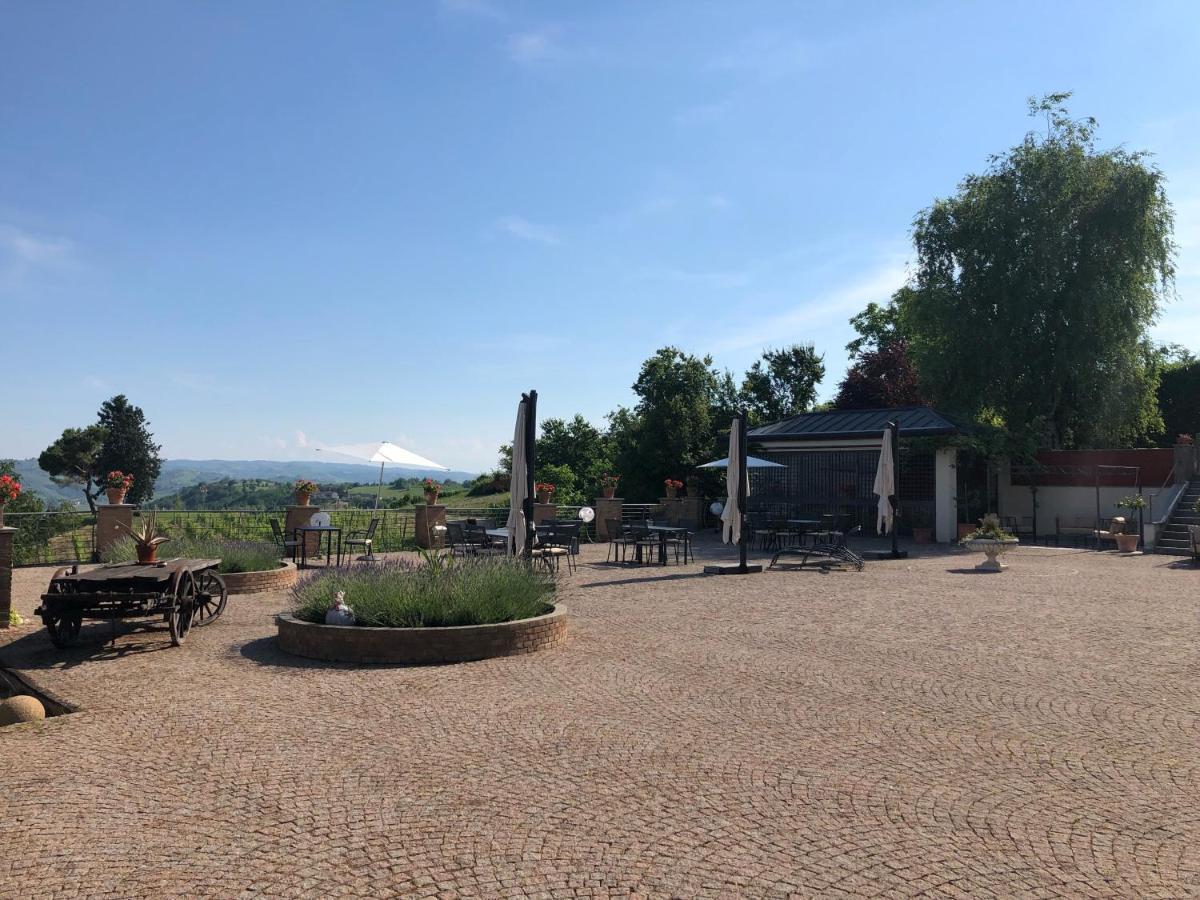 Cascina San Michele Panzió Costigliole d'Asti Kültér fotó