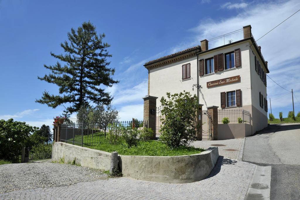 Cascina San Michele Panzió Costigliole d'Asti Kültér fotó